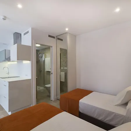 Maier Apartment *