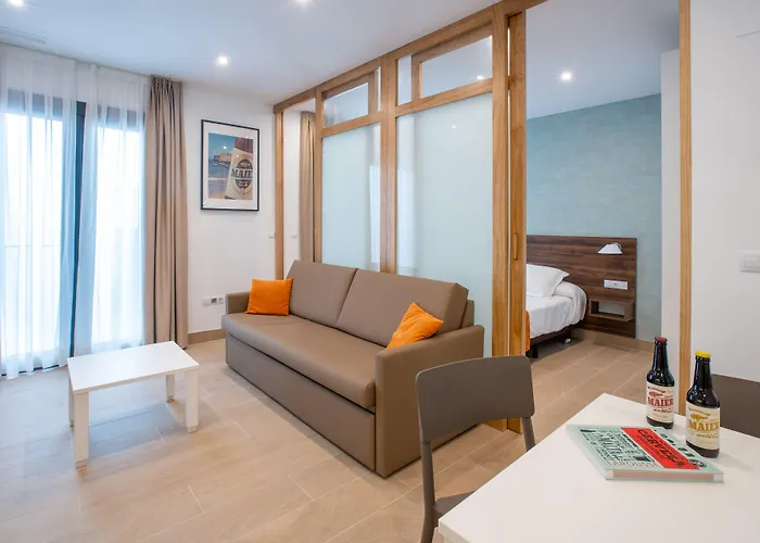 迈尔公寓 * 加的斯